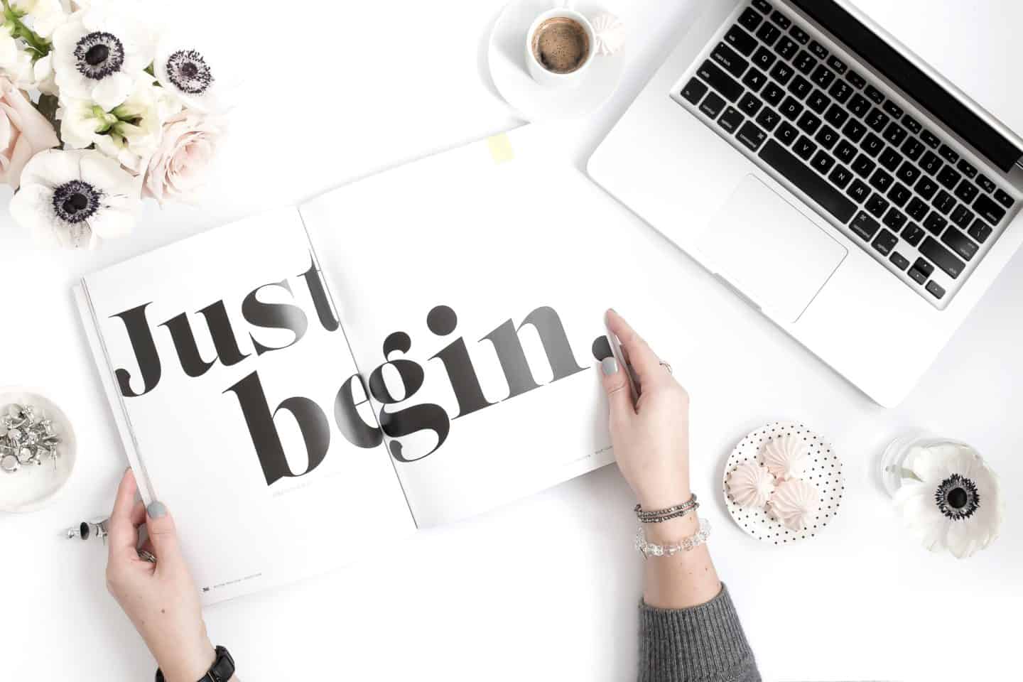how to start a blog and make money from it - the ultimate guide to start a successful and profitable blog