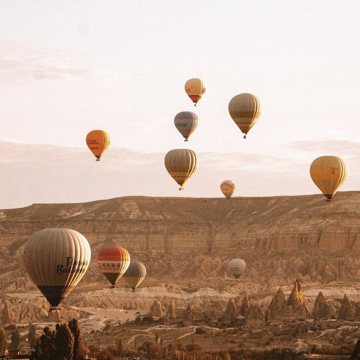 hot air balloon ride in Cappadocia. hot air balloons in turkey. summer inspiration. summer bucket list ideas. Fun things to do this summer. things to do in summer. things to do in the summer. things to do for summer. summer bucket lists. summer activities. activity summer. activities this summer. bucket lists for summer. bucket lists for the summer. bucket list ideas for summer. ideas for summer bucket list.