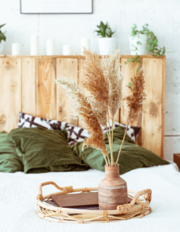 spring bedroom idea. Spring decor ideas. decorating for spring. decor for spring. How to update your home for spring. resfresh home. get home spring ready. how to transition your home from winter to spring